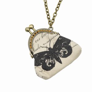 Colier poșetă alb din in Fluturi